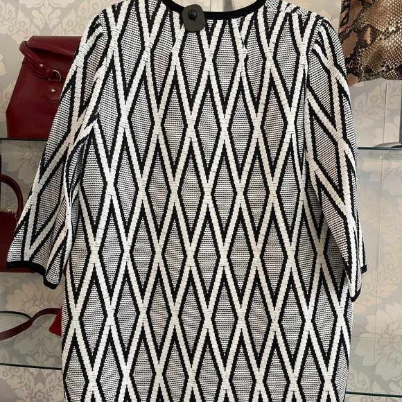 ST. JOHN Black Label Zip Front 3/4 Sleeve Jacket Style#K61G0K1 - Picture 4 of 11